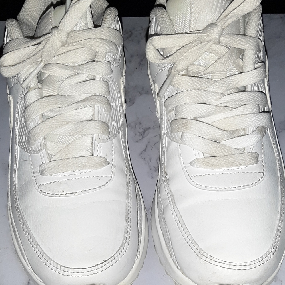 Nike Airmax 90 All white big kids 4.5 youth